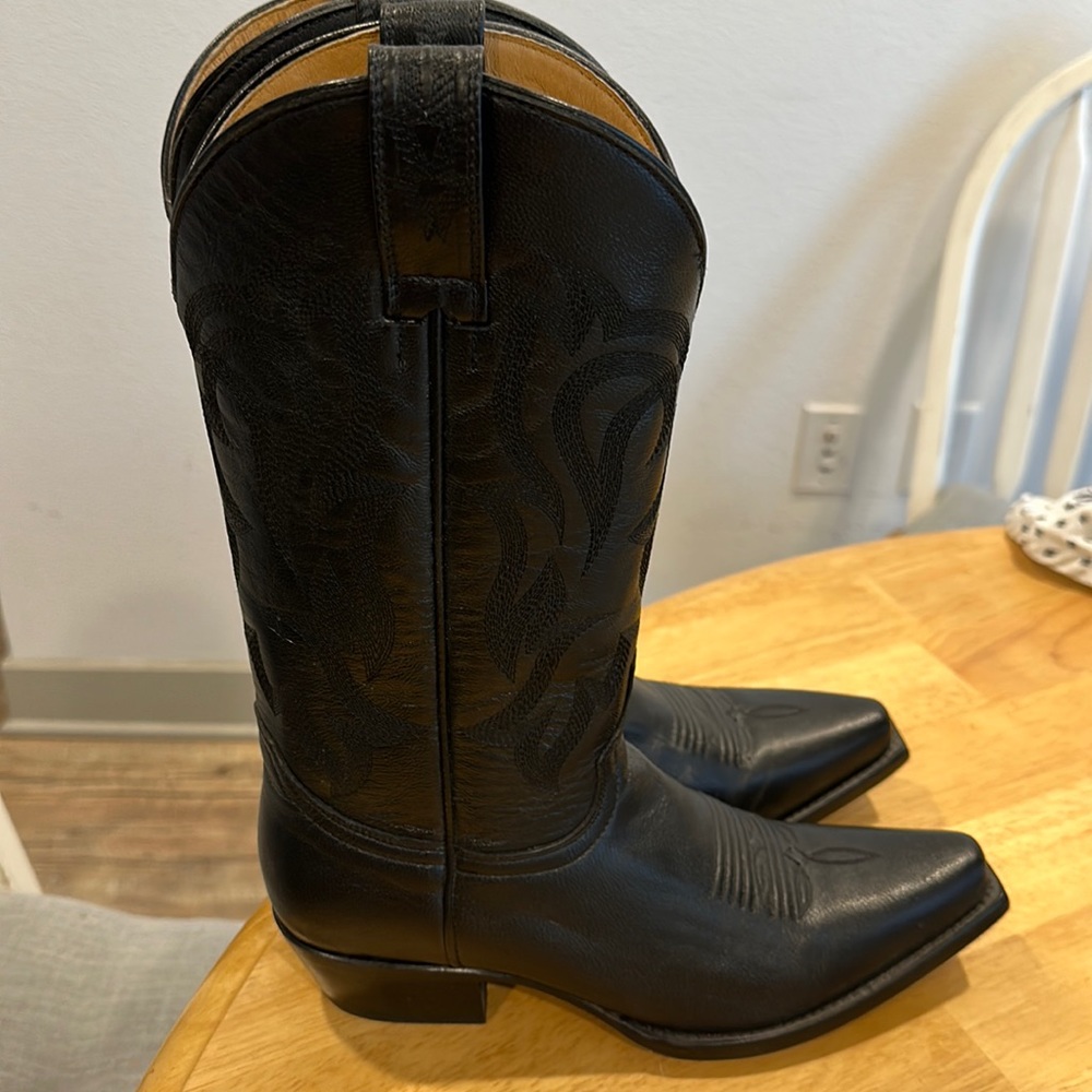 Black shyanne cowboy boots